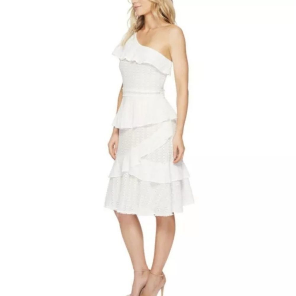 Adelyn Rae Trixie One Shoulder Lace Midi White Dress Size Small.